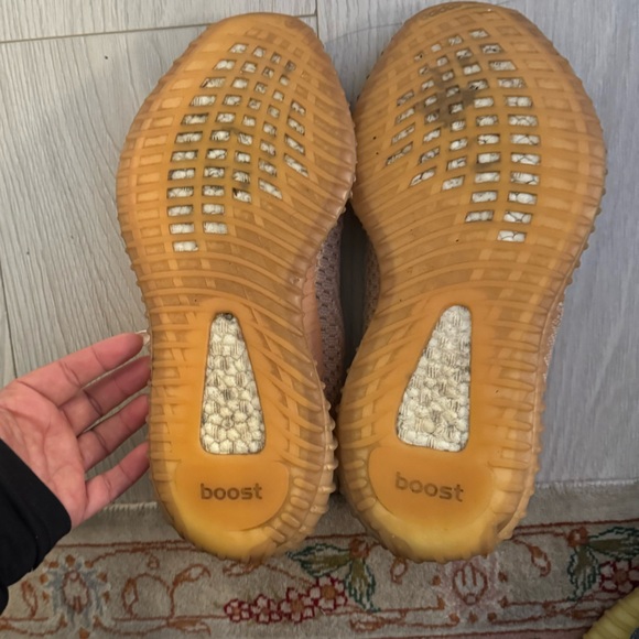 Yeezy boost US 6.5 - Picture 3 of 5